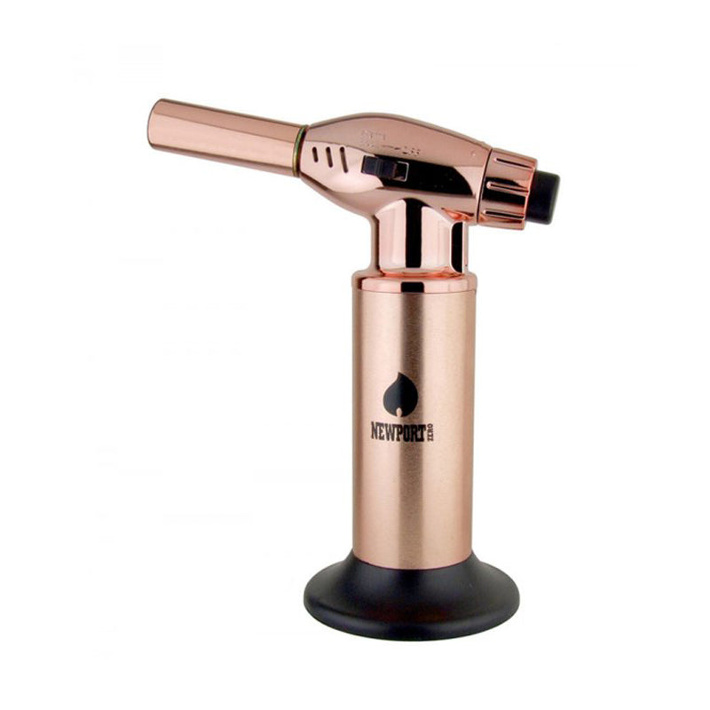 NEWPORT JUMBO TORCH ROSE 10"